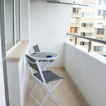 Apartmán Lazur Romato